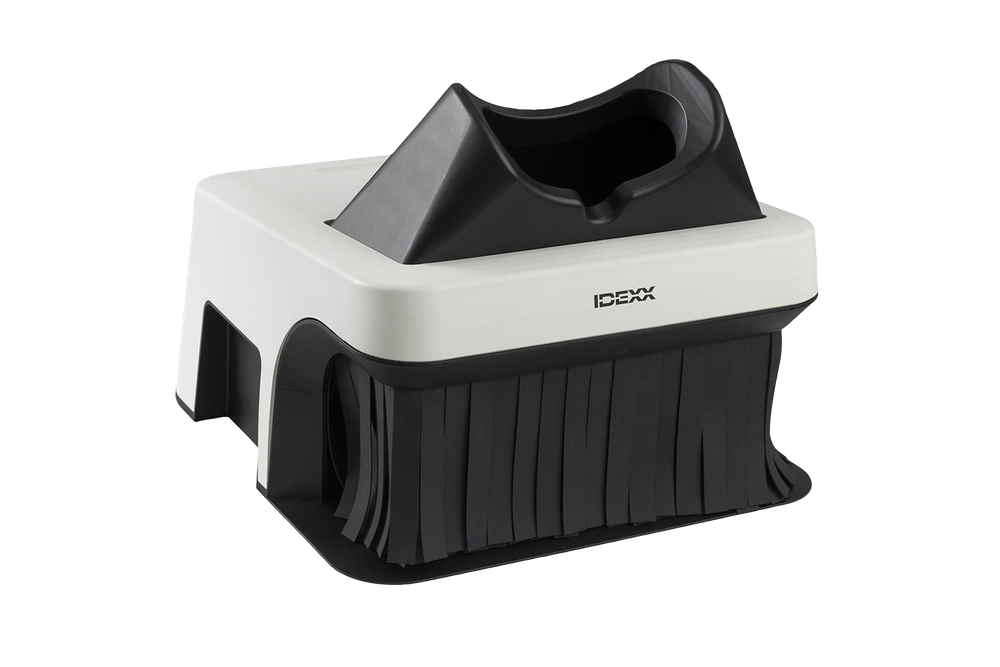 UV Viewer PLUS cabinet. Quickly read fluorescent results - IDEXX